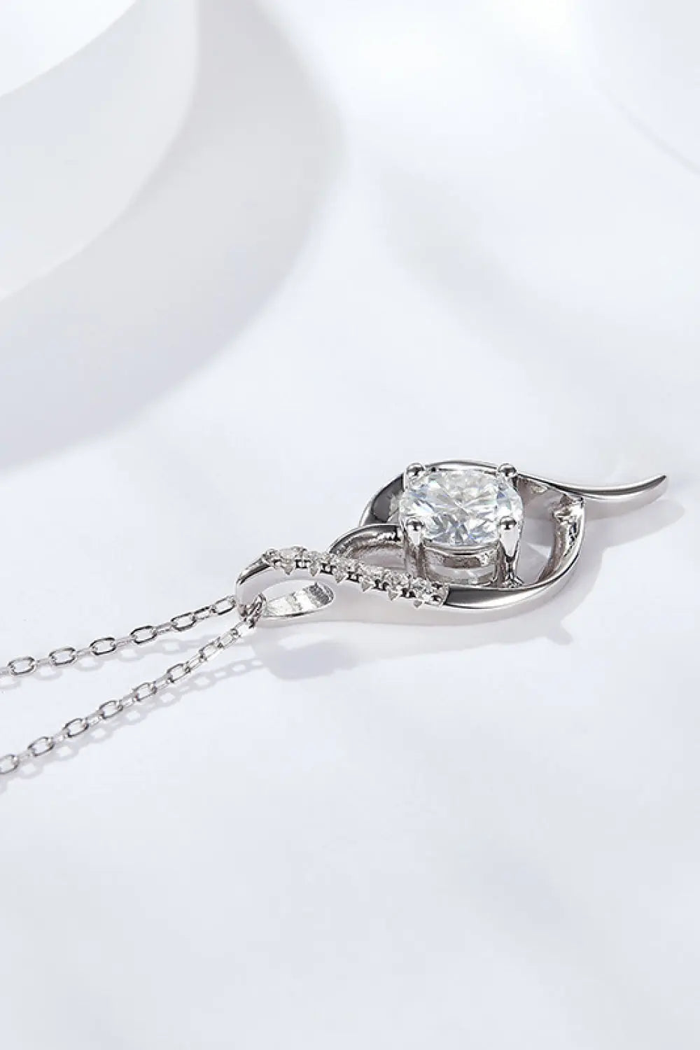 Platinum-Plated 1 Carat Moissanite Pendant Necklace - SmileBen