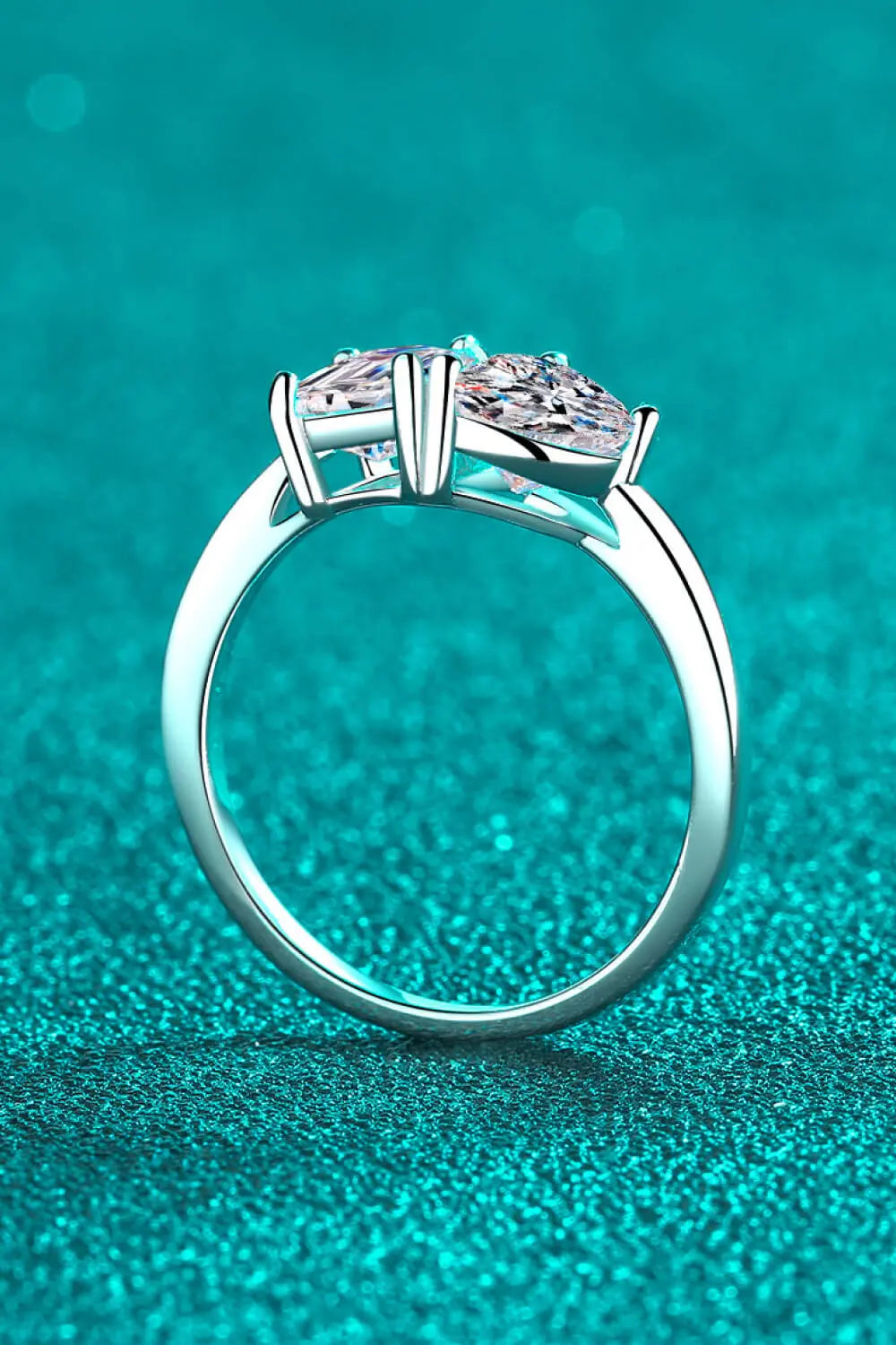 Rhodium-Plated 2 Carat Moissanite Ring - SmileBen