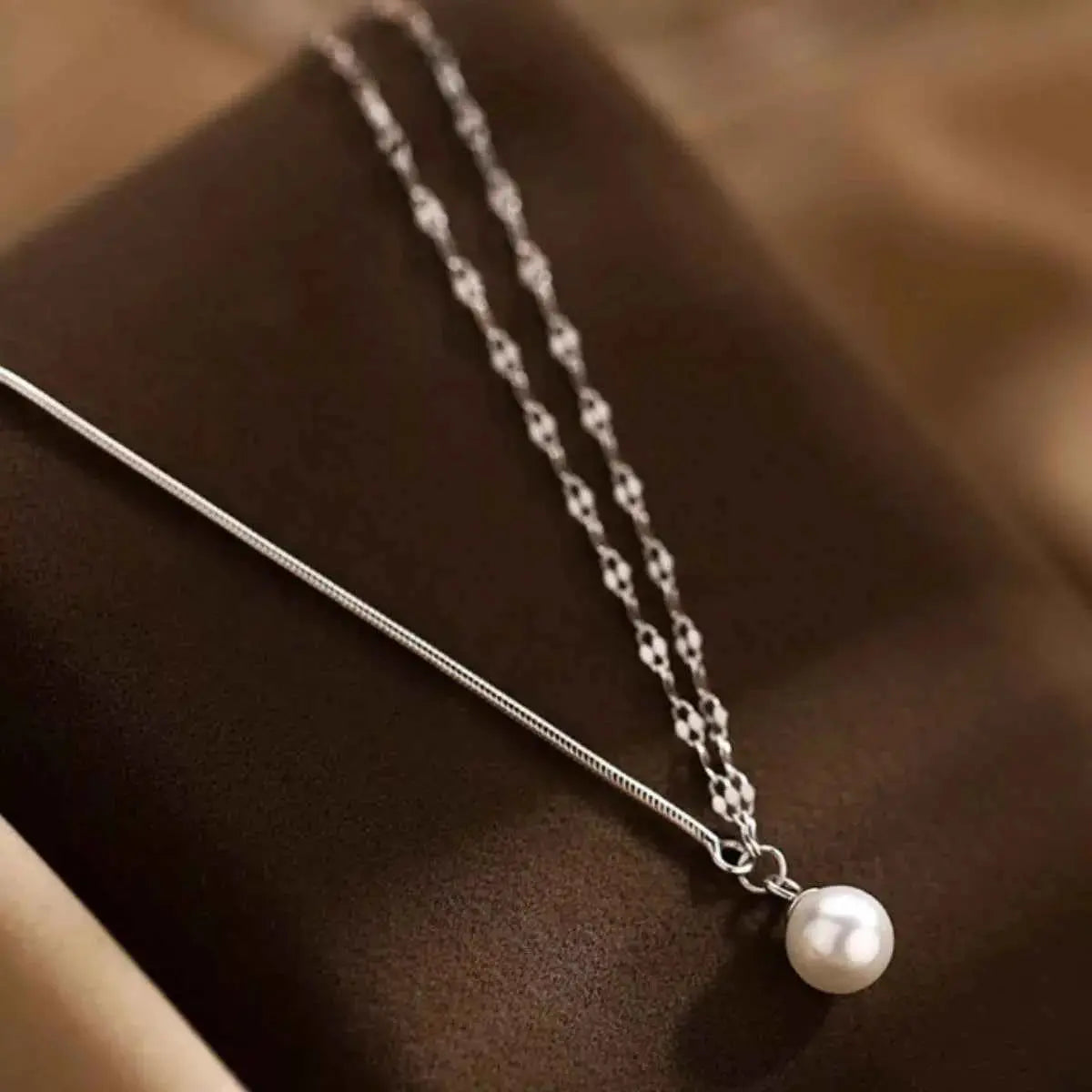 Pearl Pendant Layered Necklace