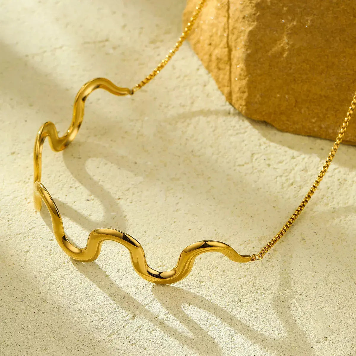 18K Gold-Plated Wave Necklace - SmileBen