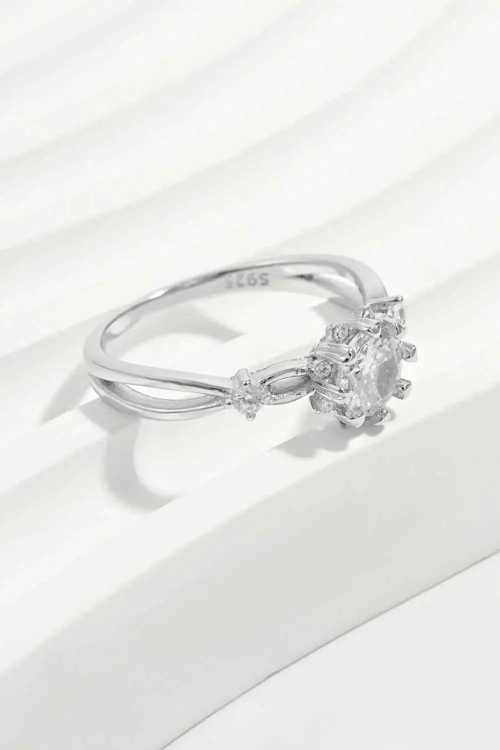 925 Sterling Silver Inlaid Zircon Ring
