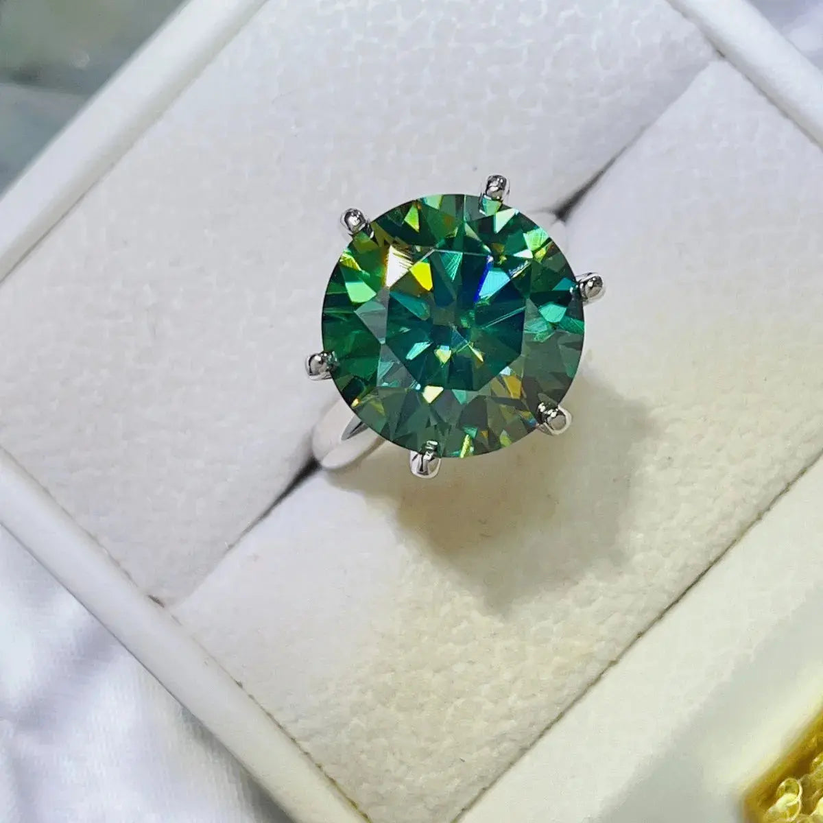 10 Carat Moissanite 925 Sterling Silver Ring - SmileBen
