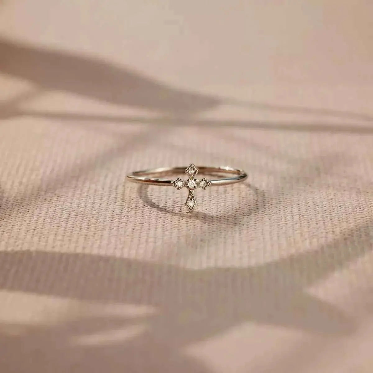 925 Sterling Silver Zircon Cross Ring