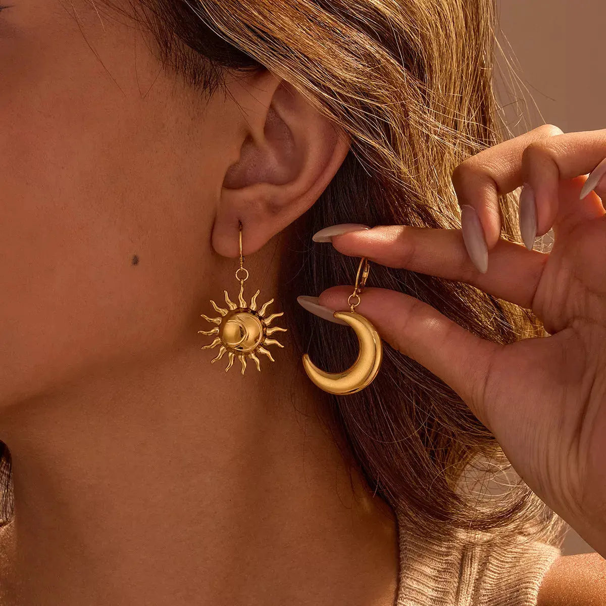 18K Gold-Plated Asymmetrical Sun & Moon Earrings - SmileBen