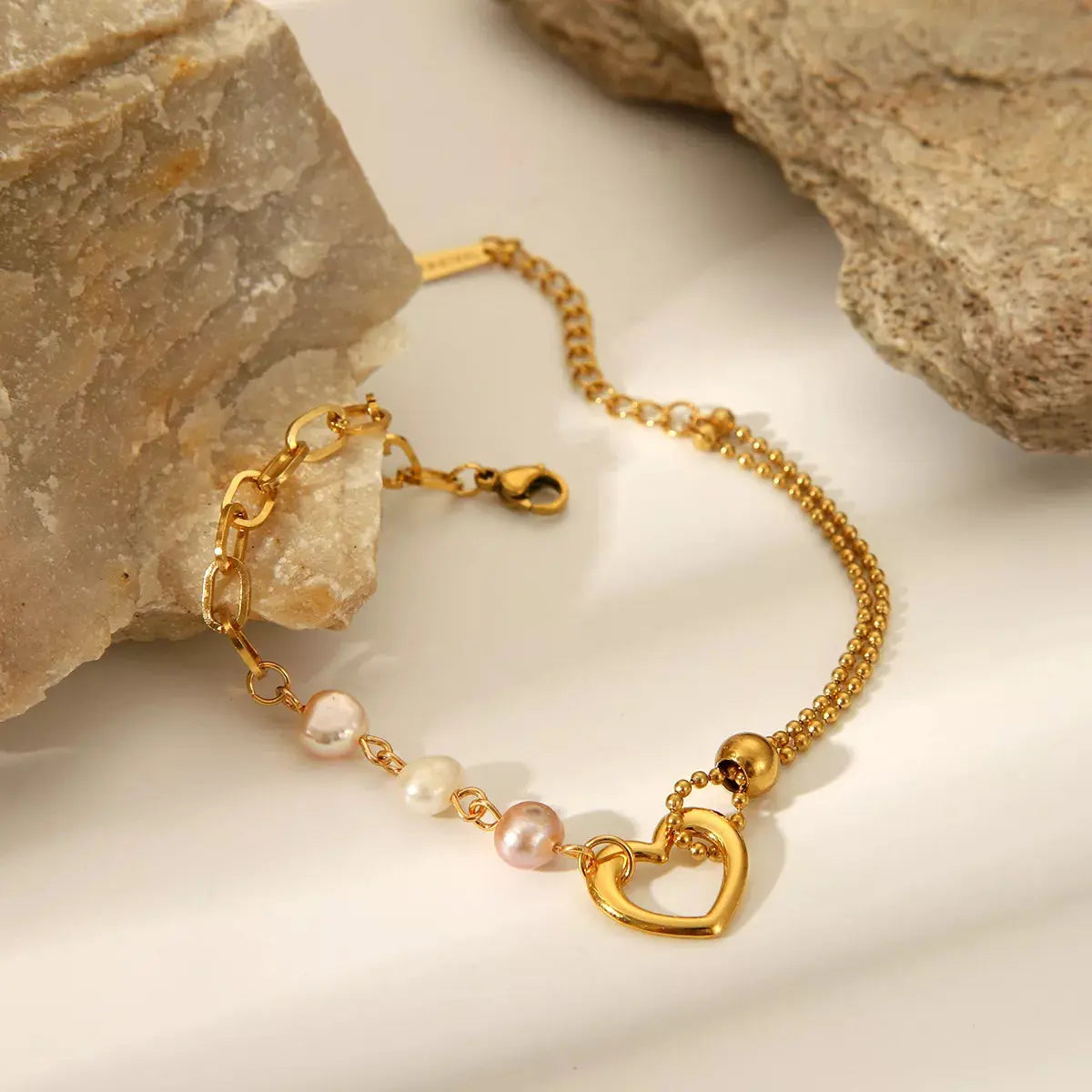 18K Gold-Plated Heart Pearl Bracelet - SmileBen