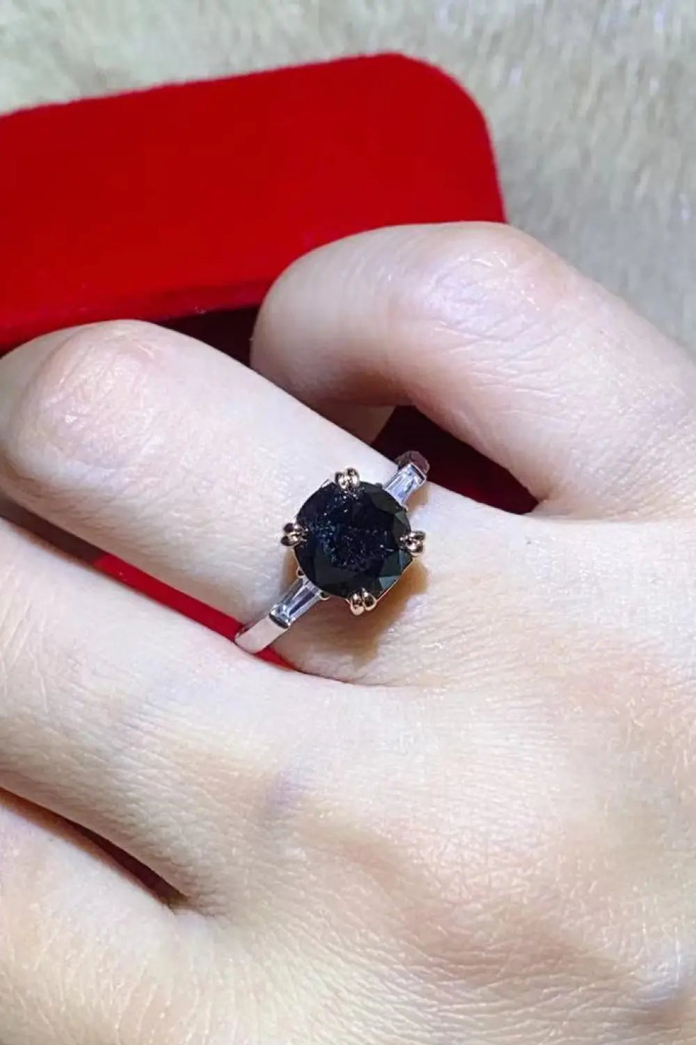 2 Carat Black Moissanite Platinum-Plated Ring - SmileBen