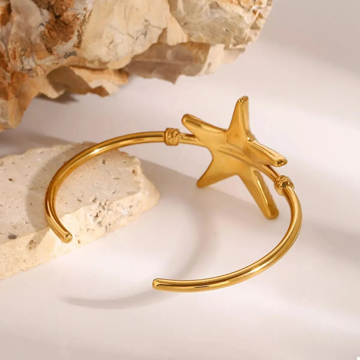 18K Gold-Plated Starfish Open Bracelet - SmileBen