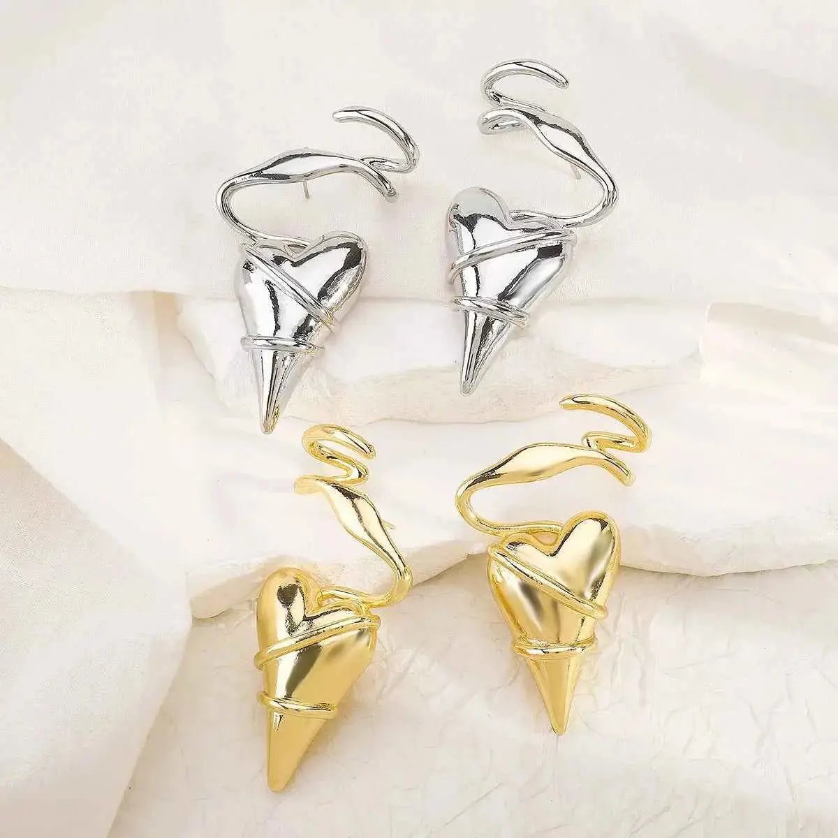 Heart - Shaped Twisted Wire Earrings - SmileBen
