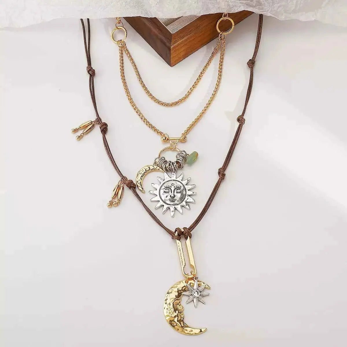 Moon & Sun Pendant Necklace - SmileBen