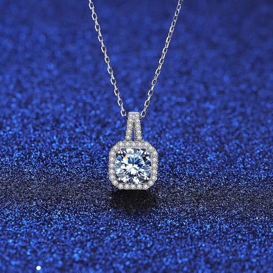 One Carat Moissanite Pendant Necklace In 925 Sterling Silver With Box - SmileBen
