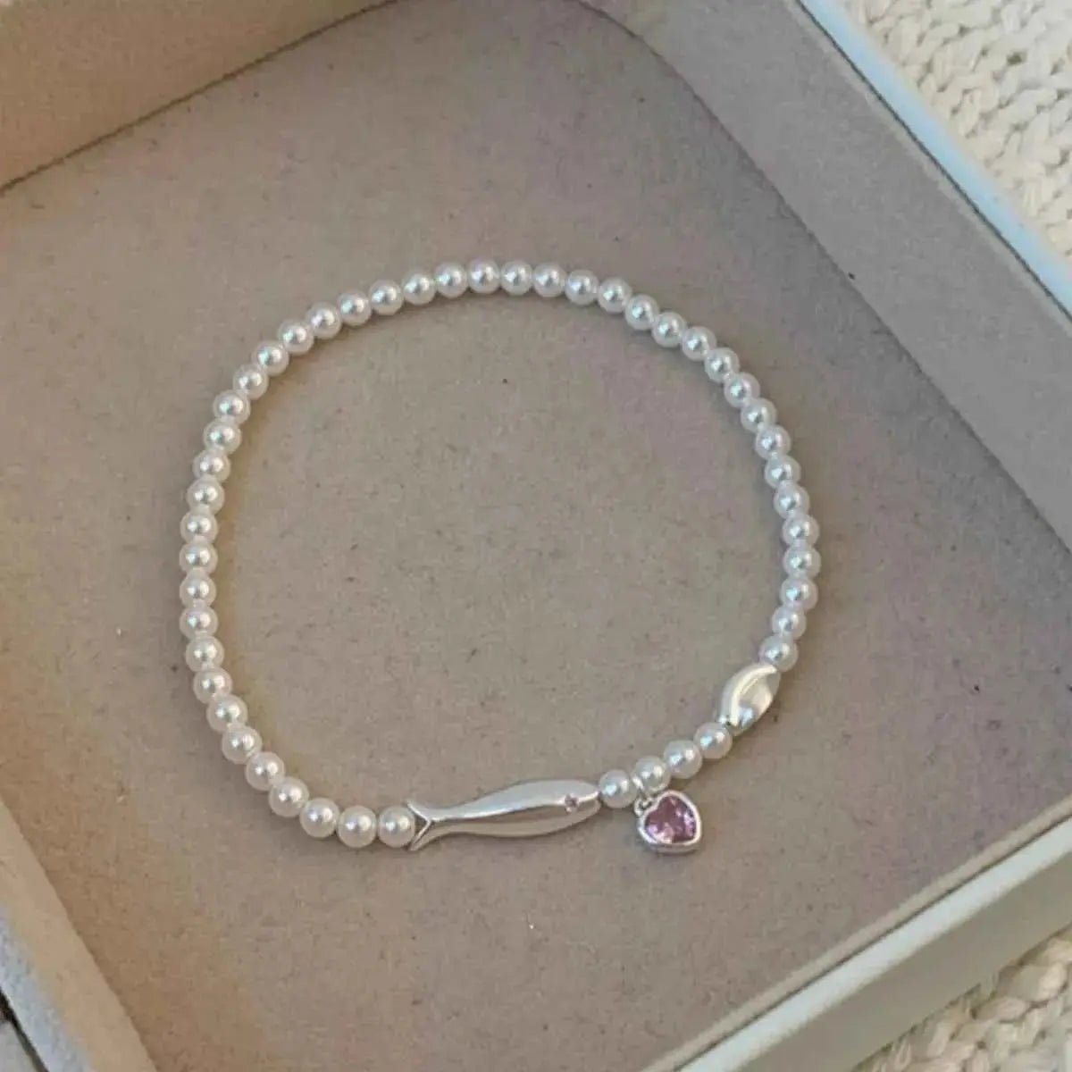 Pearl Fish Bracelet with Heart Charm - SmileBen