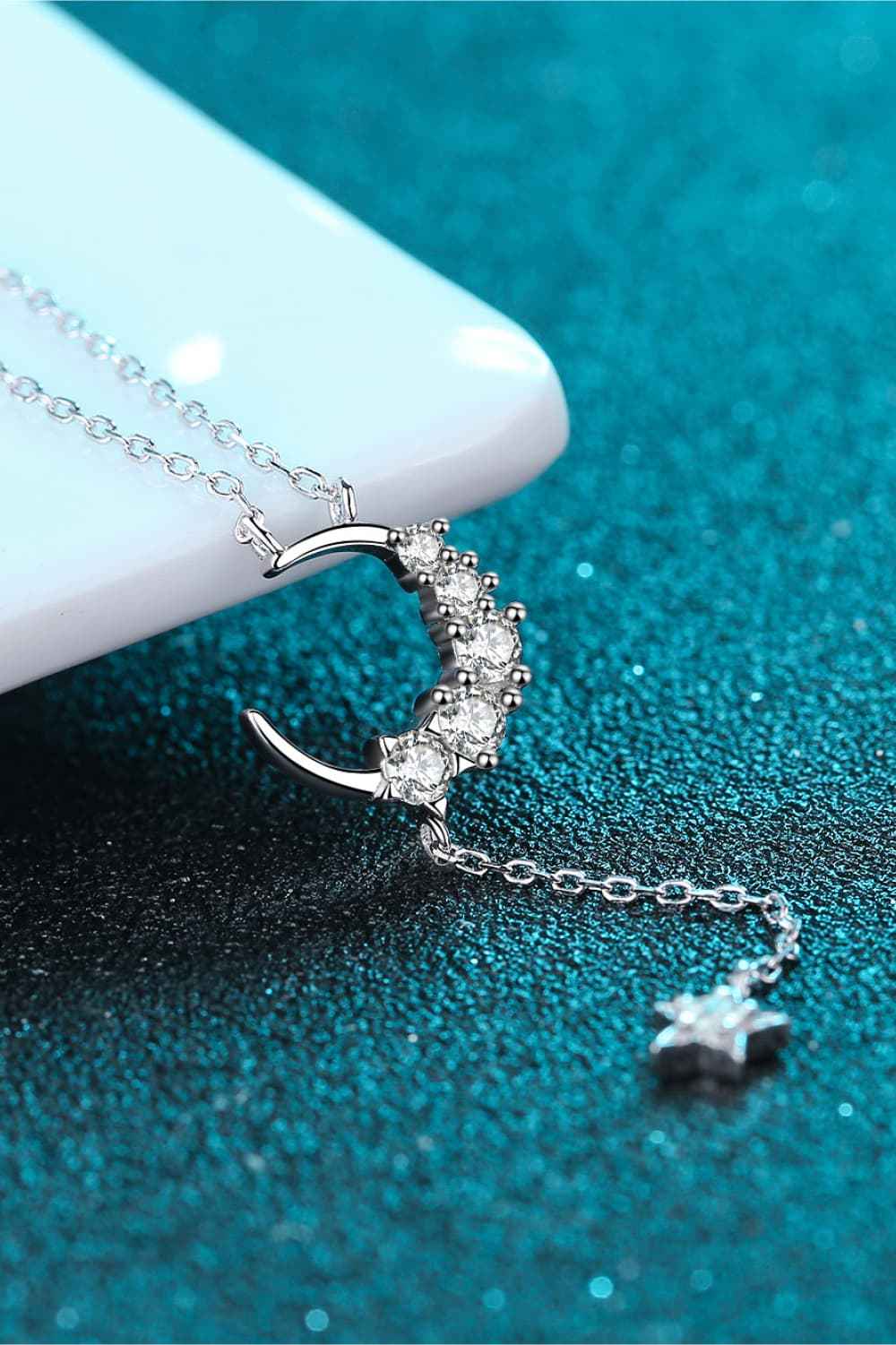 Star & Moon Moissanite Necklace - SmileBen